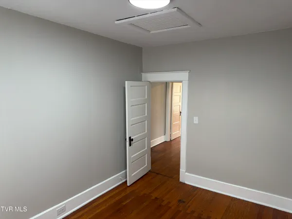 $850 | 422 West Main Street, Unit 4, Greeneville, TN 37743