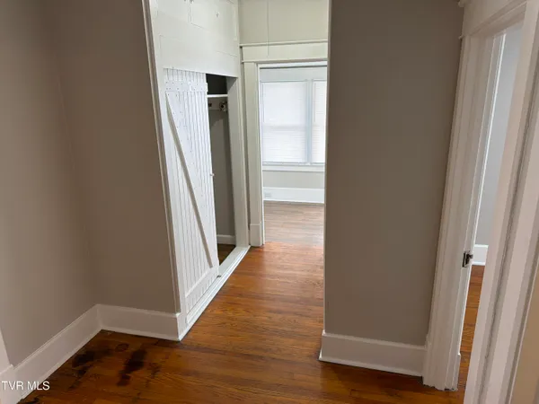 $850 | 422 West Main Street, Unit 4, Greeneville, TN 37743