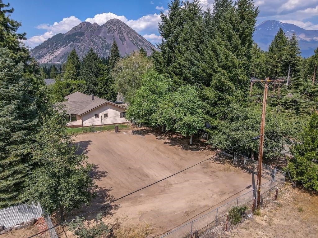 1501 Davis Place Road Mount Shasta, CA 96067 - Photo 27 of 27 Gallery Image 27