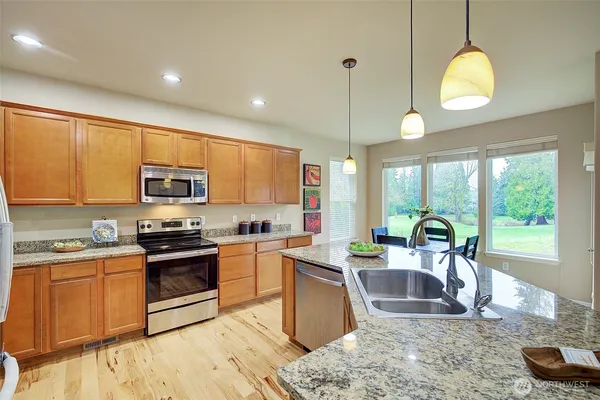 $1,099,000 | 12152 Wilmington Way, Mukilteo, WA 98275