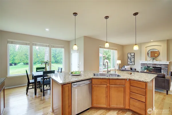 $1,099,000 | 12152 Wilmington Way, Mukilteo, WA 98275