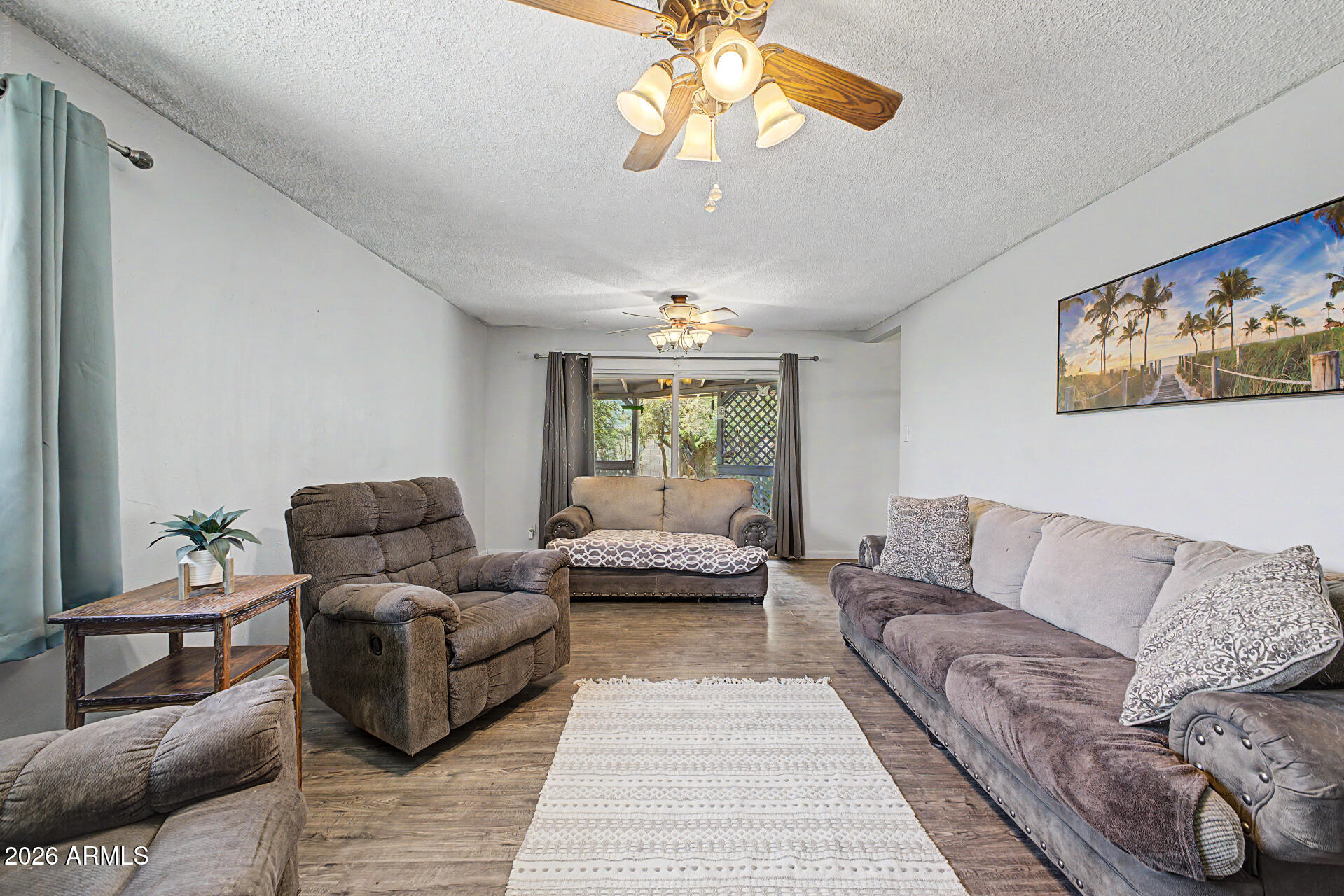 2227 West Rovey Avenue Phoenix, AZ 85015 - Photo 3 of 26 06 - Rovey