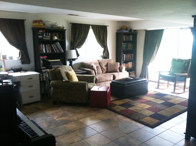 339 High Road Cary, IL 60013 - Photo 9 of 25 a living room with furniture and a window