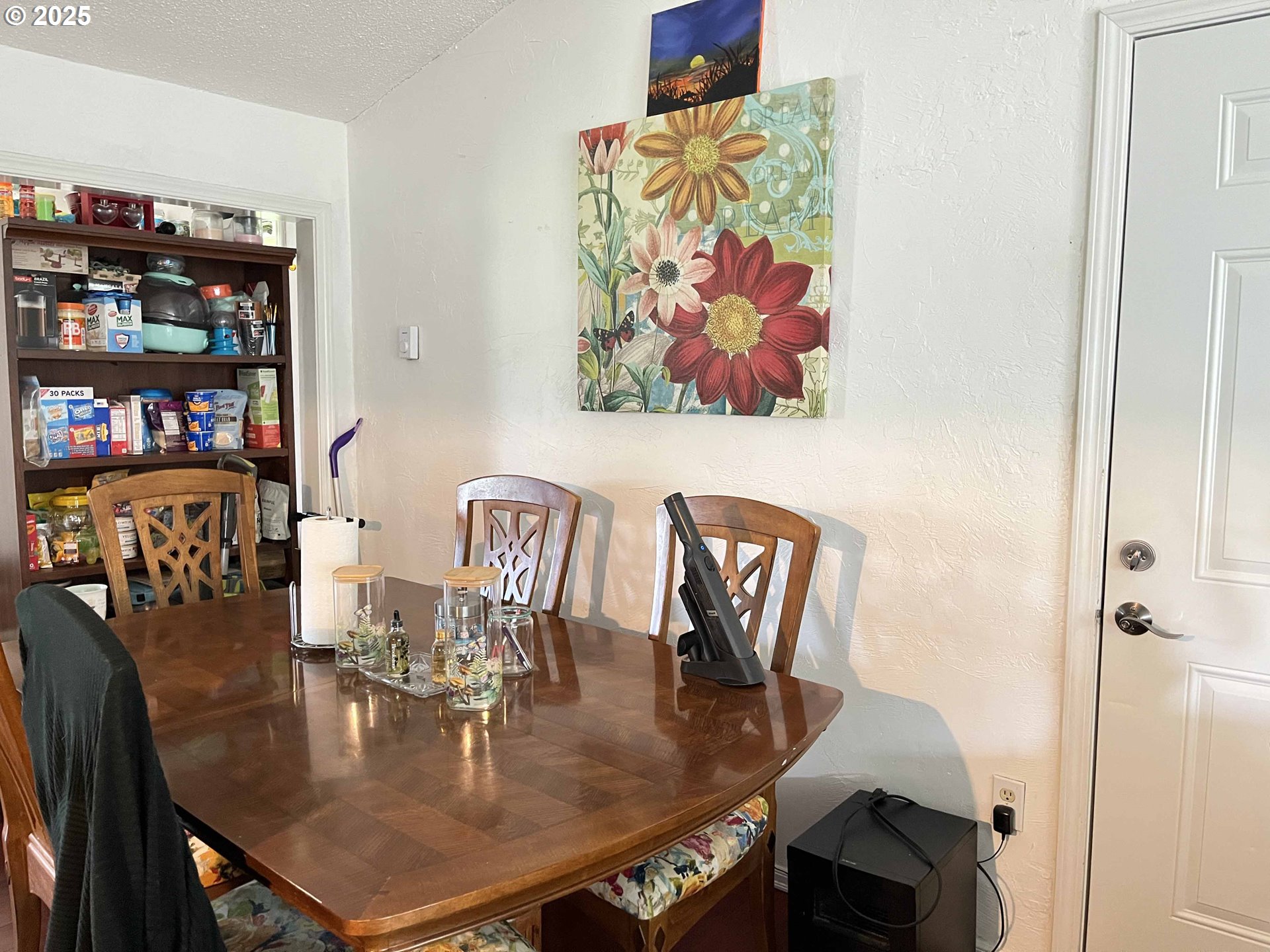 2385 19th Street Florence, OR 97439 - Photo 11 of 47 a view of a dining room with furniture