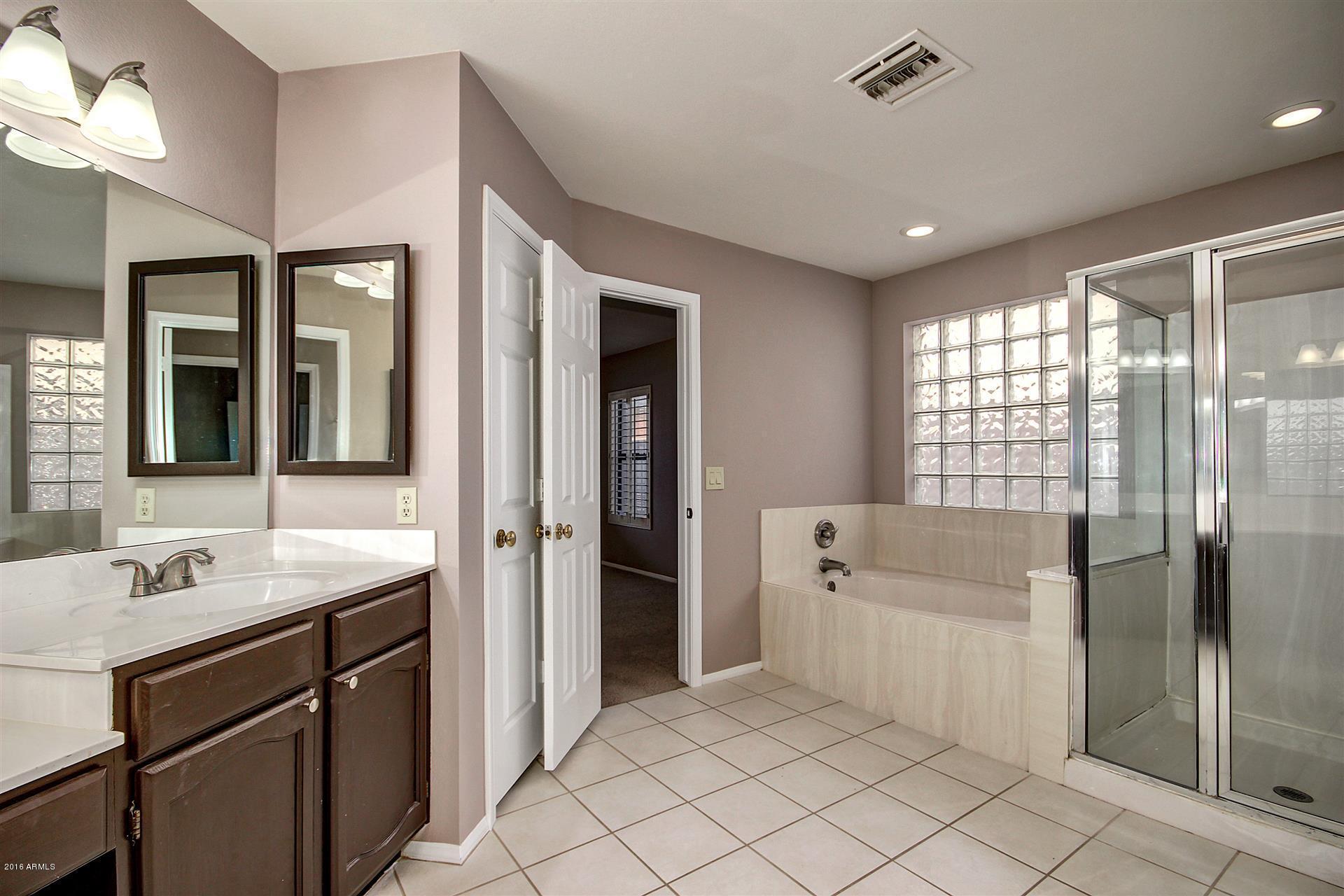 3918 East Frye Road Phoenix, AZ 85048 - Photo 22 of 39 0019-Frye (19)