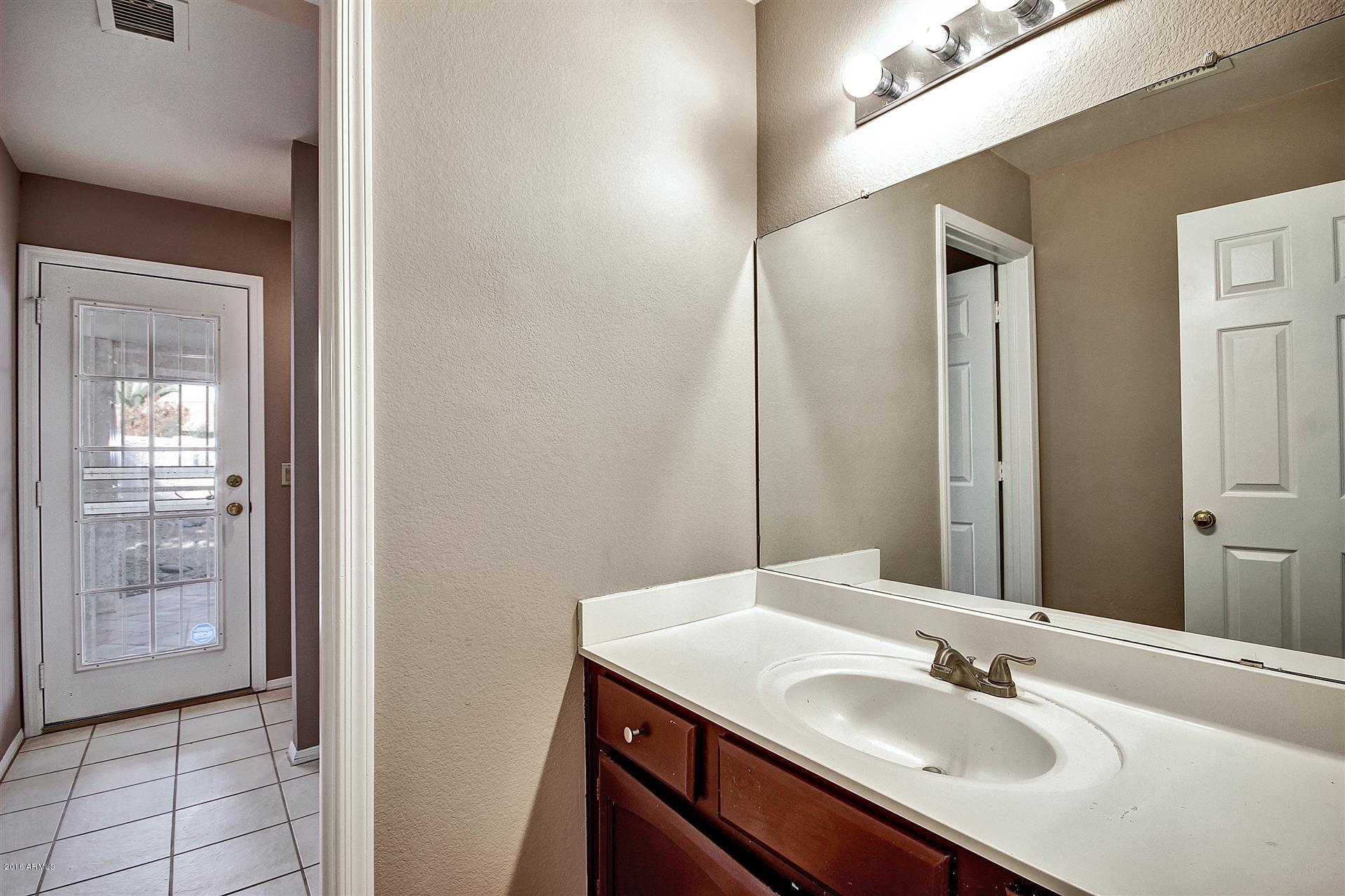 3918 East Frye Road Phoenix, AZ 85048 - Photo 30 of 39 0027-Frye (27)