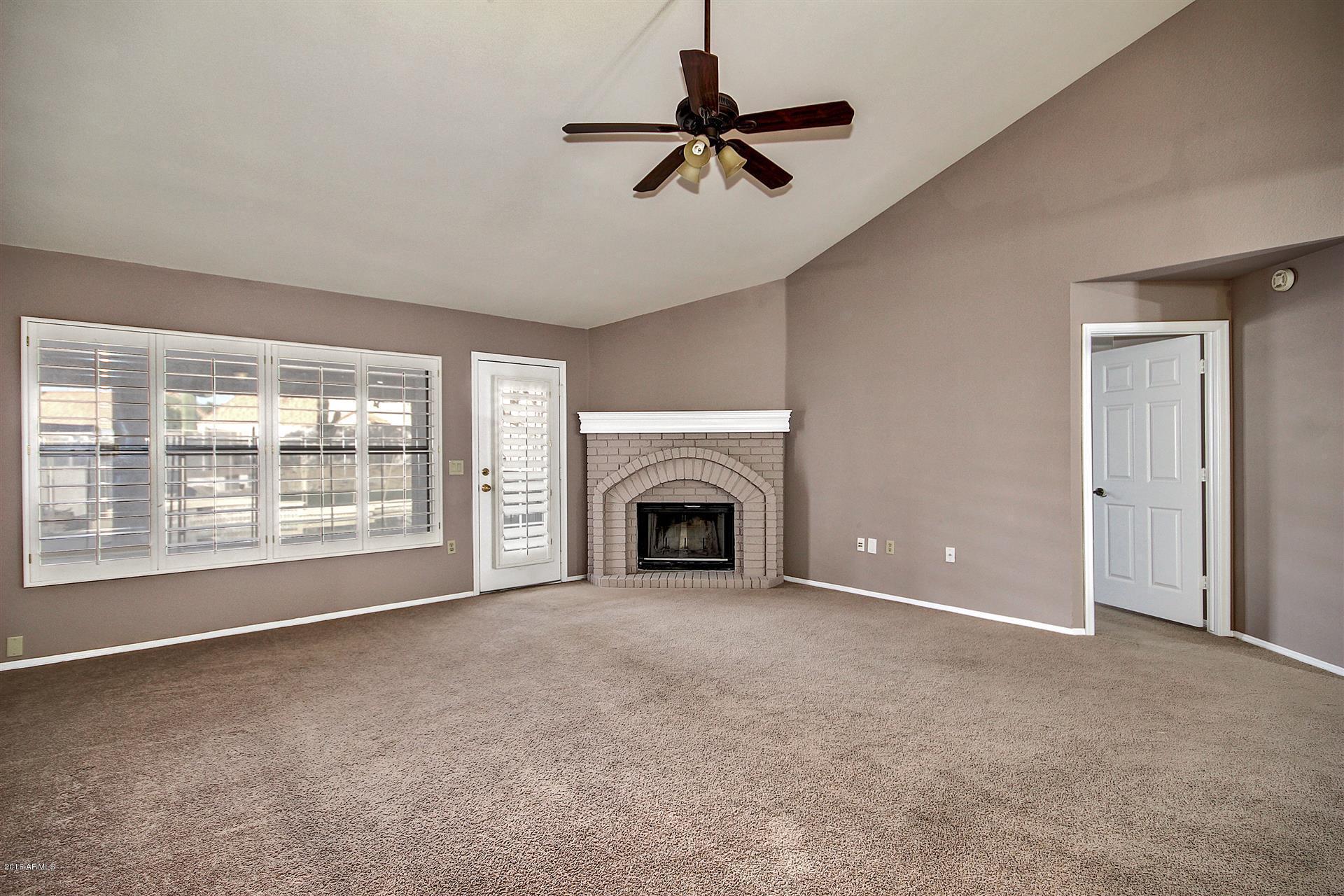 3918 East Frye Road Phoenix, AZ 85048 - Photo 10 of 39 0032-Frye (31)