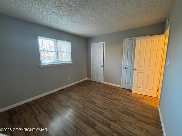 $1,850 | 35 Brookeville Terrace, Mount Pocono, PA 18344