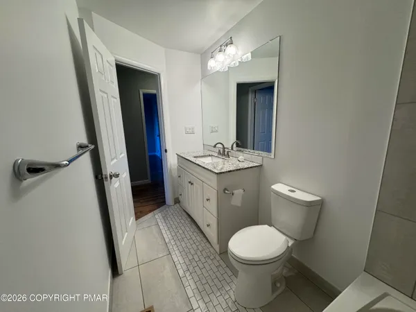 $1,850 | 35 Brookeville Terrace, Mount Pocono, PA 18344