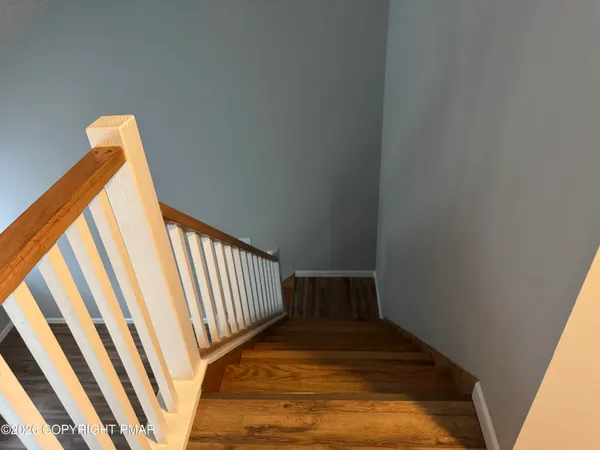 $1,850 | 35 Brookeville Terrace, Mount Pocono, PA 18344