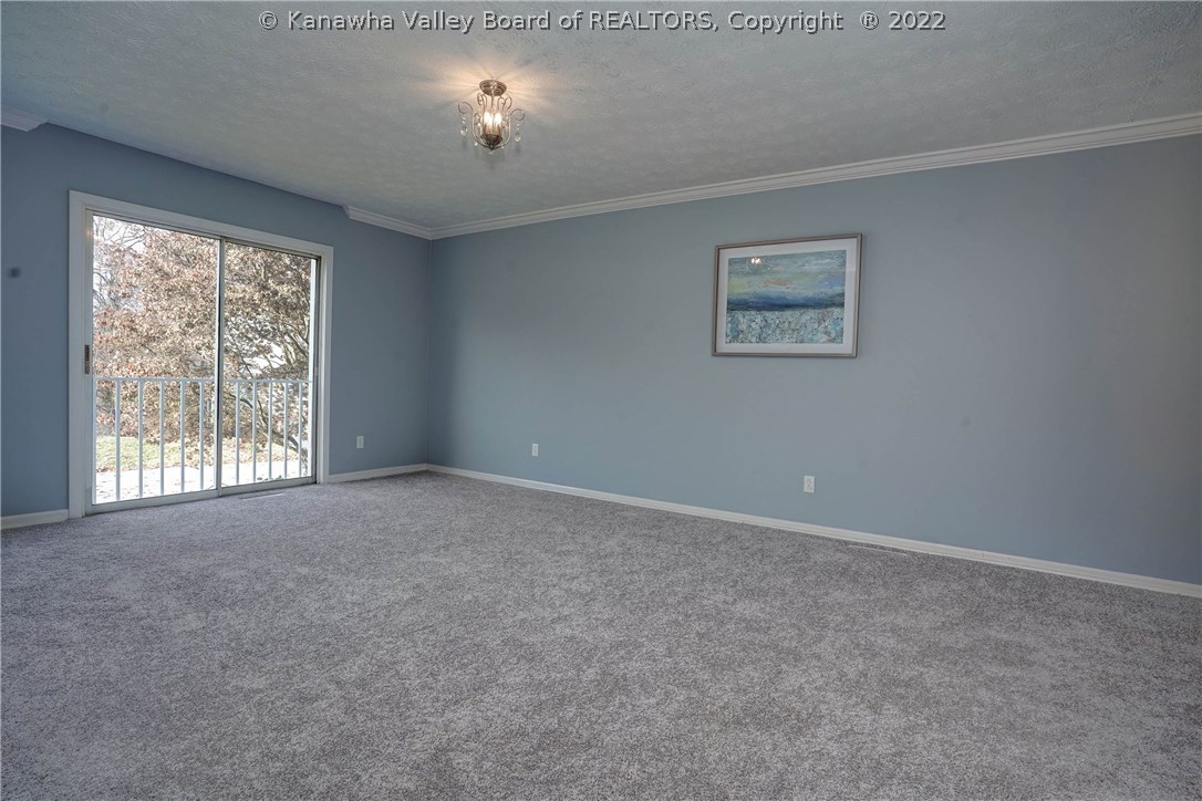73 Hamill Road Huntington, WV 25701 - Photo 4 of 29 Gallery Image 4