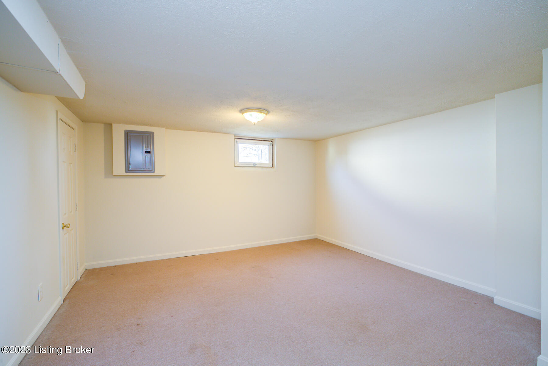 8406 Blue Lick Road Louisville, KY 40219 - Photo 17 of 31 GSP-8406_Blue_Lick_Rd-17