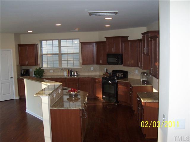 5509 Moneta Lane Cary, NC 27539 - Photo 2 of 12