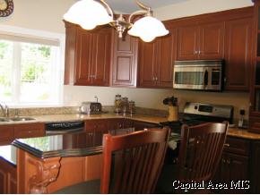 2215 Wydown Avenue Springfield, IL 62704 - Photo 3 of 9 Gallery Image 3