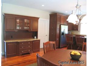 2215 Wydown Avenue Springfield, IL 62704 - Photo 4 of 9 Gallery Image 4