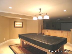2215 Wydown Avenue Springfield, IL 62704 - Photo 8 of 9 Gallery Image 8