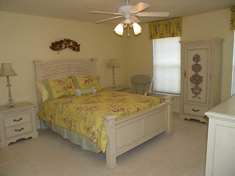 311 Buffalo Ridge Road Canonsburg, PA 15317 - Photo 18 of 25 Bedroom. 311 Buffalo Ridge Road Bedroom 4