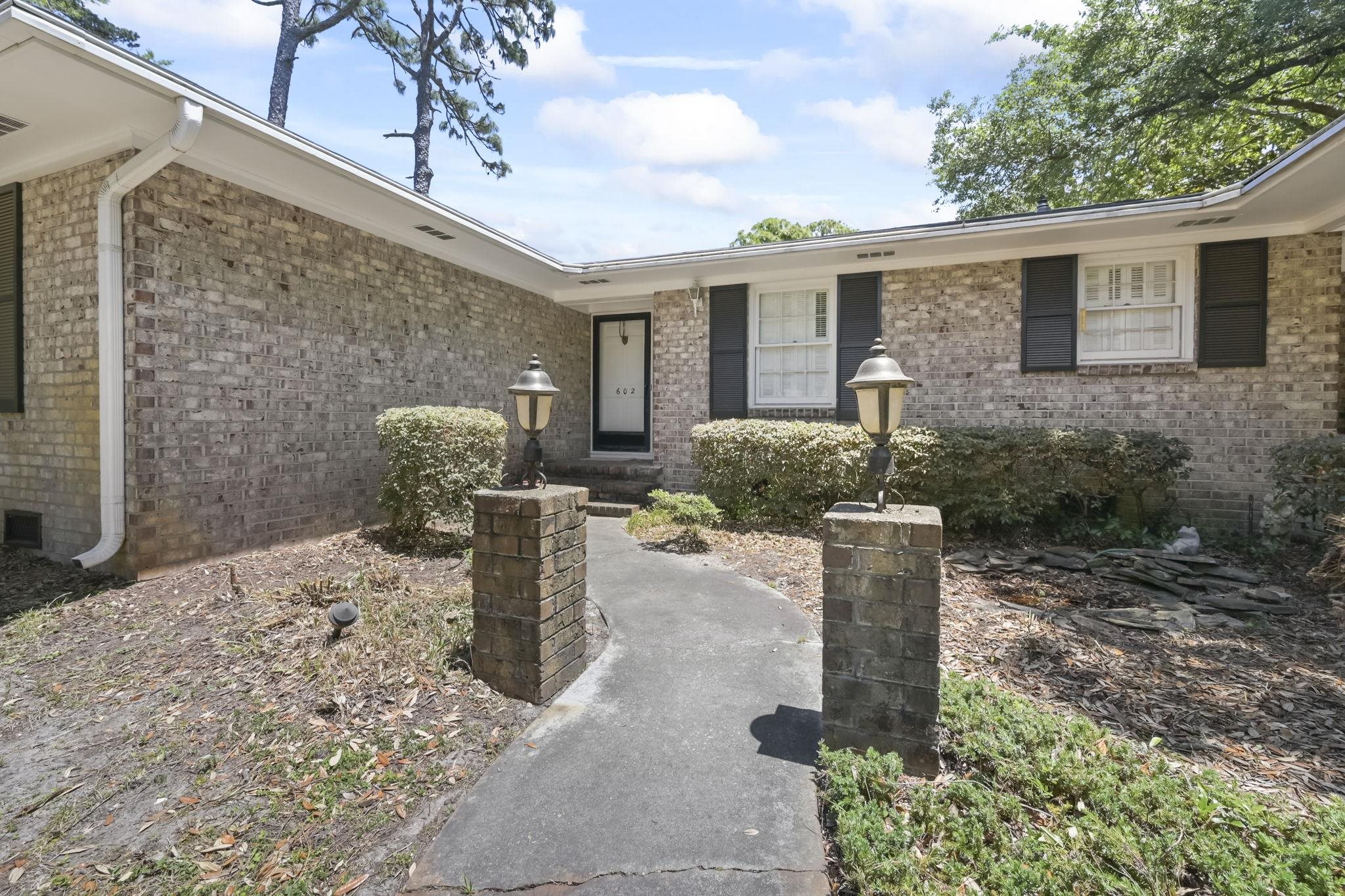602 Calhoun Road Myrtle Beach, SC 29577 - Photo 3 of 40 Gallery Image 3