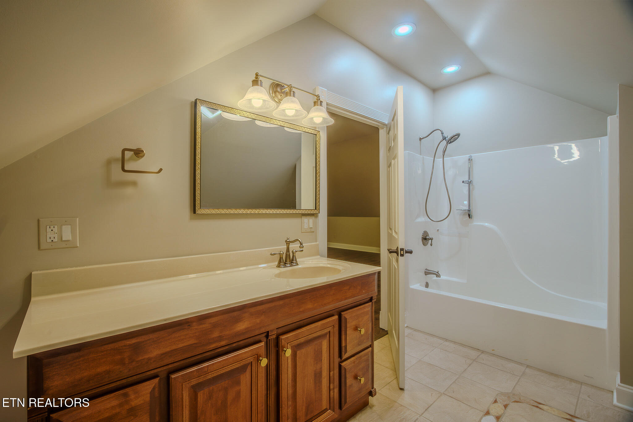 431 Thomas Loop Road Sevierville, TN 37876 - Photo 33 of 60 DSC02320-HDR