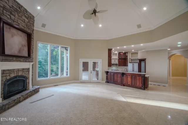 $1,849,900 | 431 Thomas Loop Road, Sevierville, TN 37876