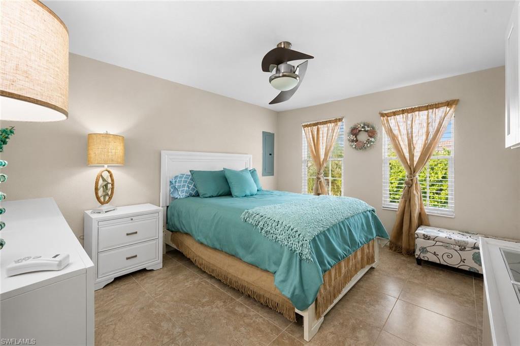 105 West Hilo Street Naples, FL 34113 - Photo 15 of 27
