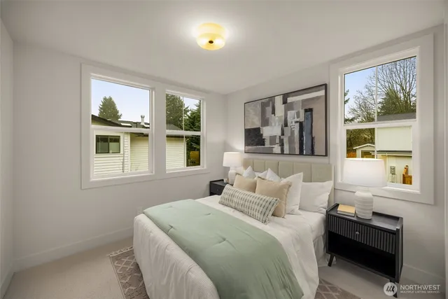 $2,088,888 | 10606 Northeast 54th Street, Kirkland, WA 98033