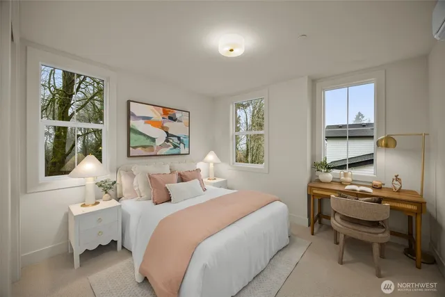 $2,088,888 | 10606 Northeast 54th Street, Kirkland, WA 98033