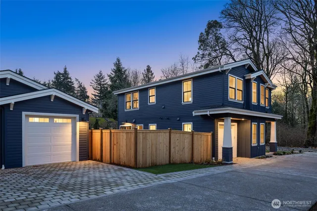$2,088,888 | 10606 Northeast 54th Street, Kirkland, WA 98033