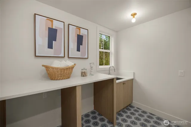 $2,088,888 | 10606 Northeast 54th Street, Kirkland, WA 98033