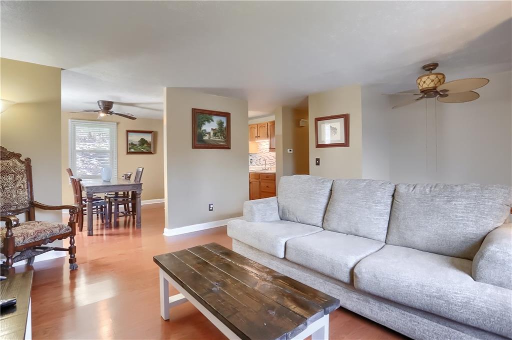 132 Fox Run Road Cranberry Township, PA 16066 - Photo 4 of 25 Gallery Image 4