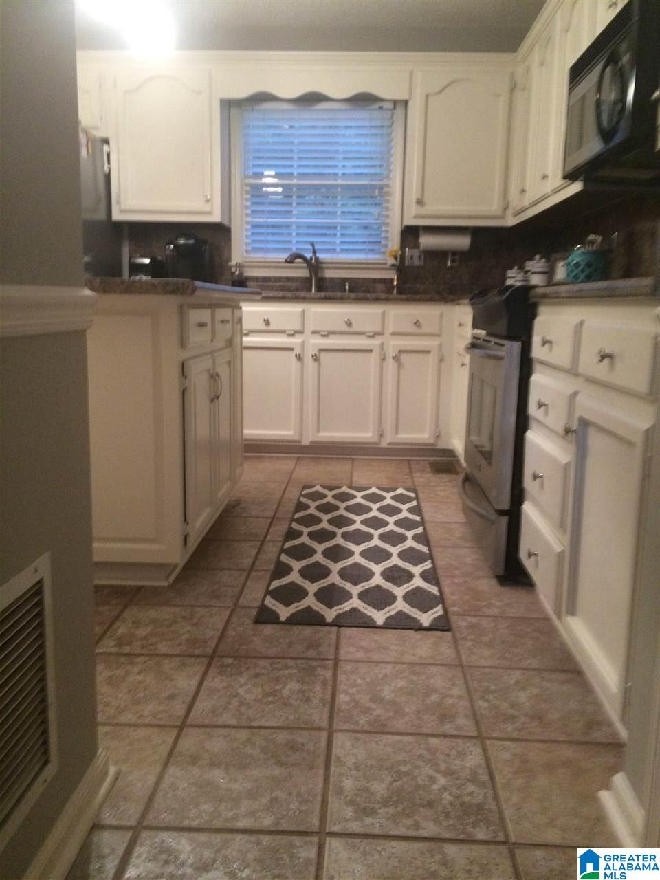 124 Setting Sun Lane Alabaster, AL 35007 - Photo 7 of 41