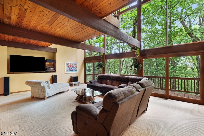 6 Farm Road Chester, NJ 07930 - Photo 14 of 41
