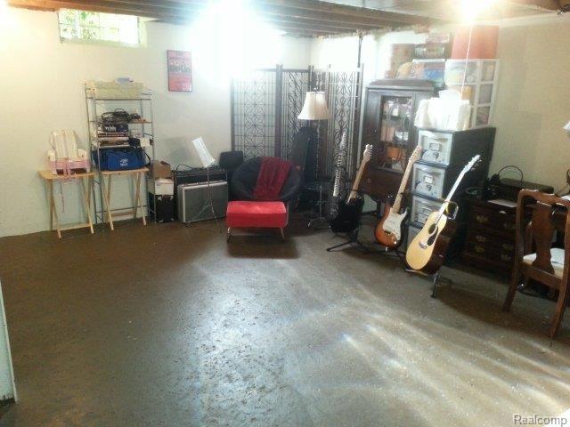 11300 Erdmann Road Sterling Heights, MI 48314 - Photo 21 of 26 20131012_171409.jpg