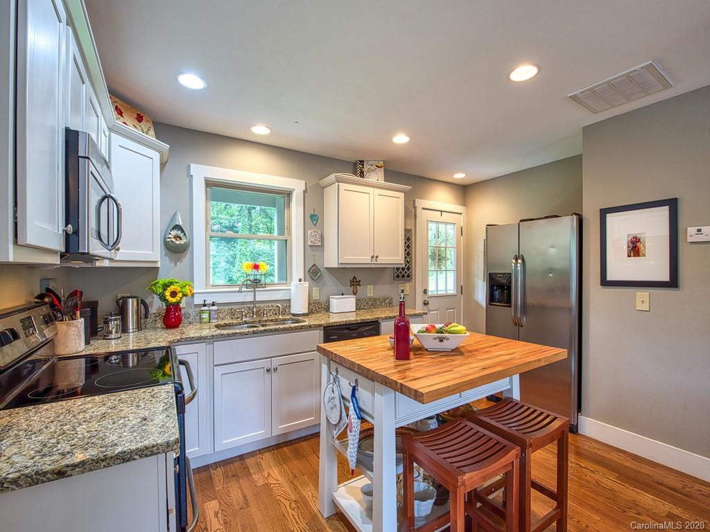 2604 Old Clyde Road Clyde, NC 28721 - Photo 12 of 24
