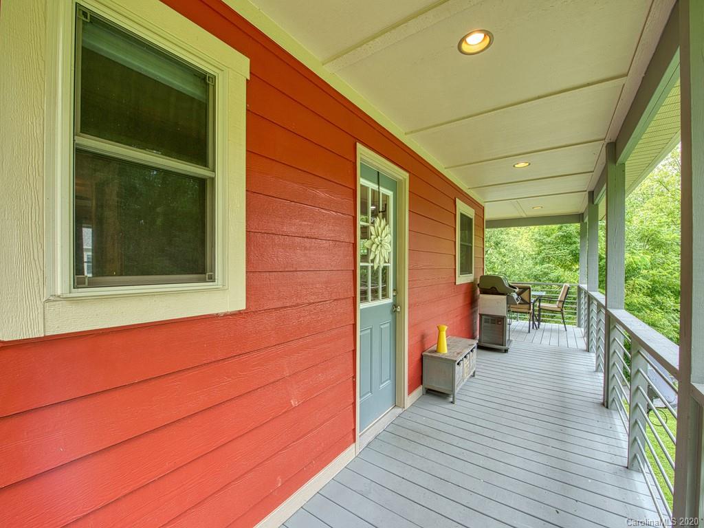 2604 Old Clyde Road Clyde, NC 28721 - Photo 7 of 24
