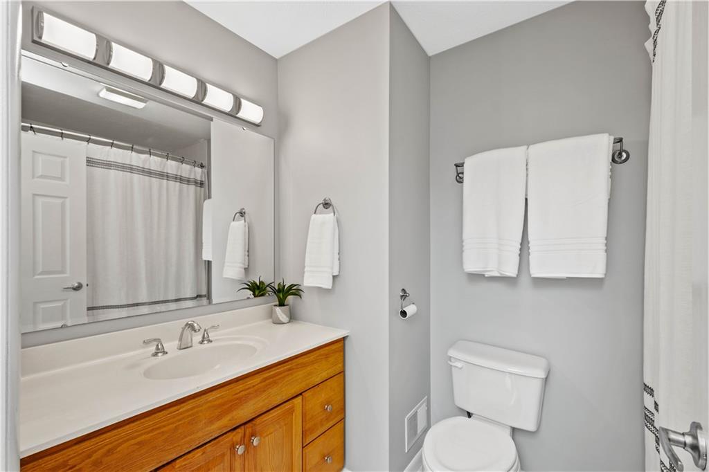 1343 Old Meadow Road Pittsburgh, PA 15241 - Photo 13 of 25 Gallery Image 13