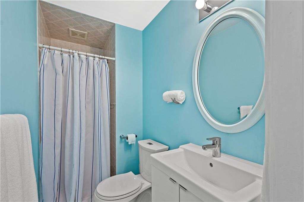 1343 Old Meadow Road Pittsburgh, PA 15241 - Photo 15 of 25 Gallery Image 15