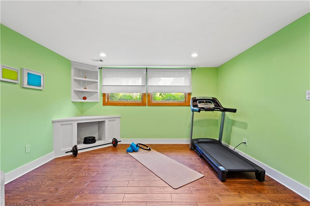 1343 Old Meadow Road Pittsburgh, PA 15241 - Photo 20 of 25 Gallery Image 20