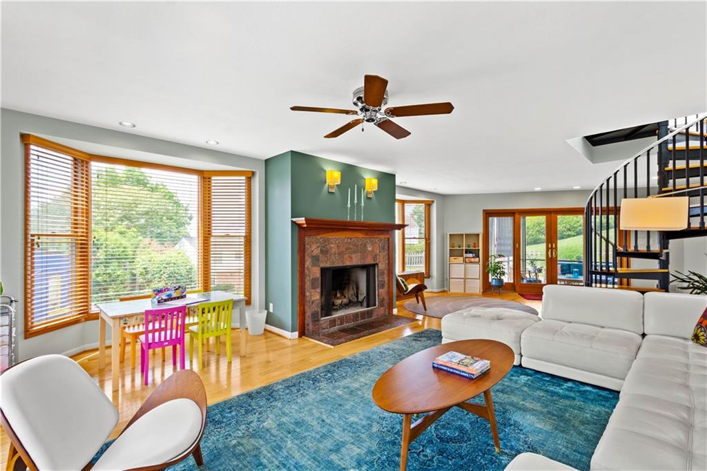 1343 Old Meadow Road Pittsburgh, PA 15241 - Photo 7 of 25 Gallery Image 7