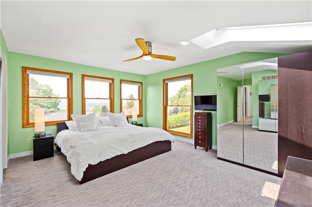 1343 Old Meadow Road Pittsburgh, PA 15241 - Photo 9 of 25 Gallery Image 9