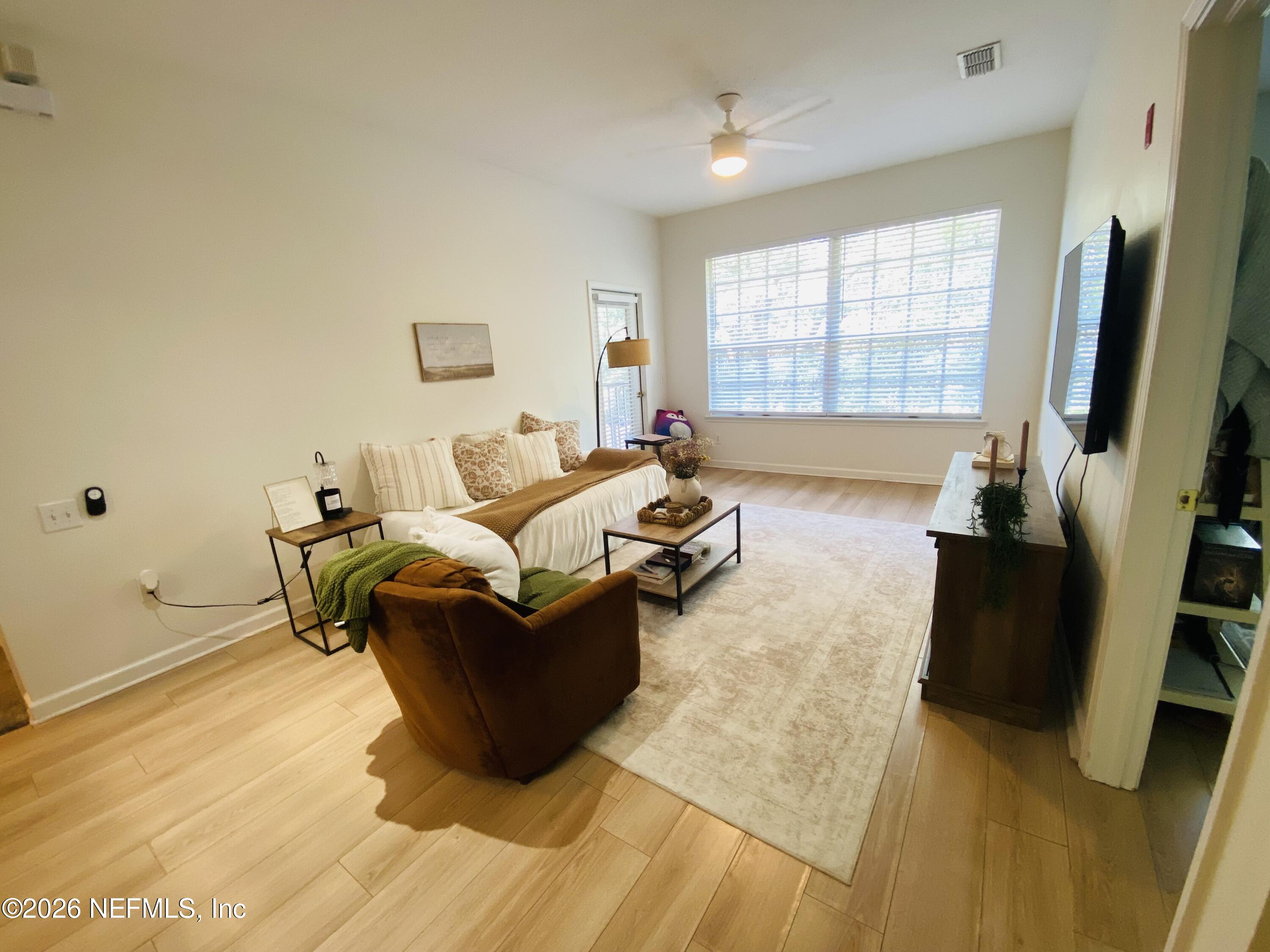 10550 Baymeadows Road, Unit 327 Jacksonville, FL 32256 - Photo 3 of 18 IMG_8946