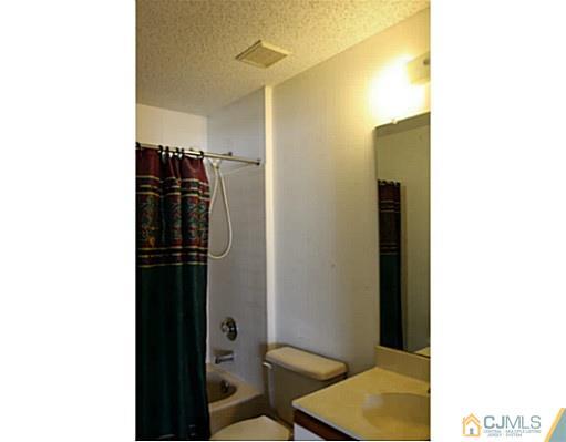 2 Inverness Drive Edison, NJ 08820 - Photo 11 of 14 a view of bathroom