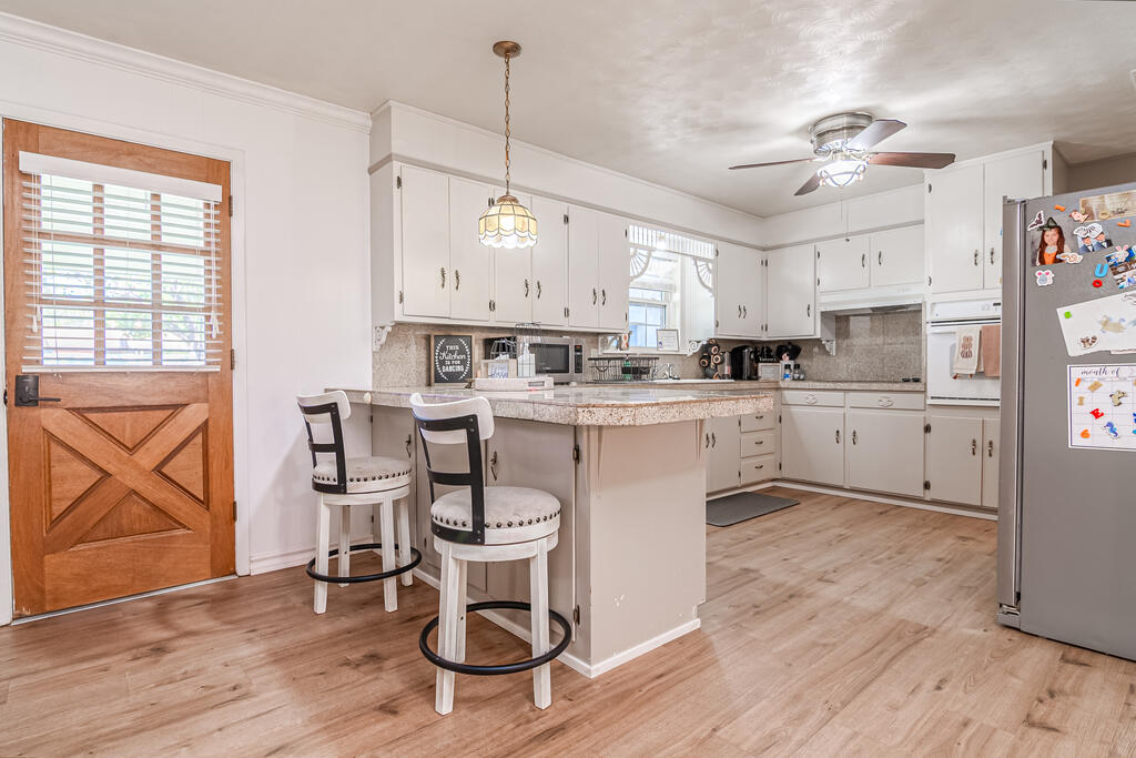 1123 Golf Course Road Andrews, TX 79714 - Photo 12 of 30 Gallery Image 12
