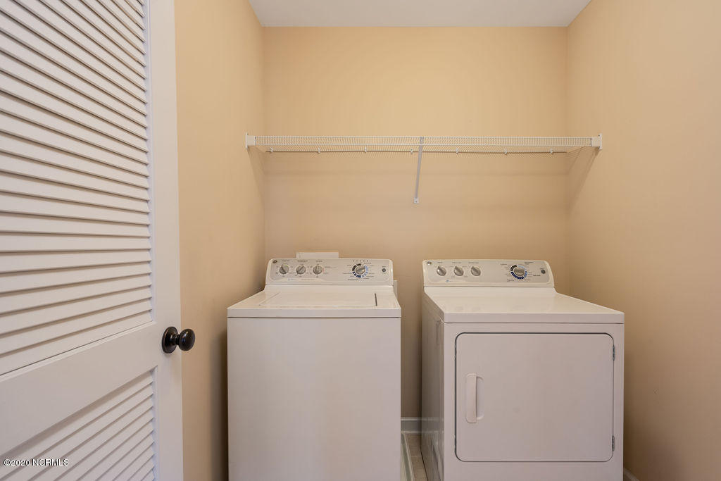 8045 Footpath Road Leland, NC 28451 - Photo 26 of 45 Laundery ROOM!!
