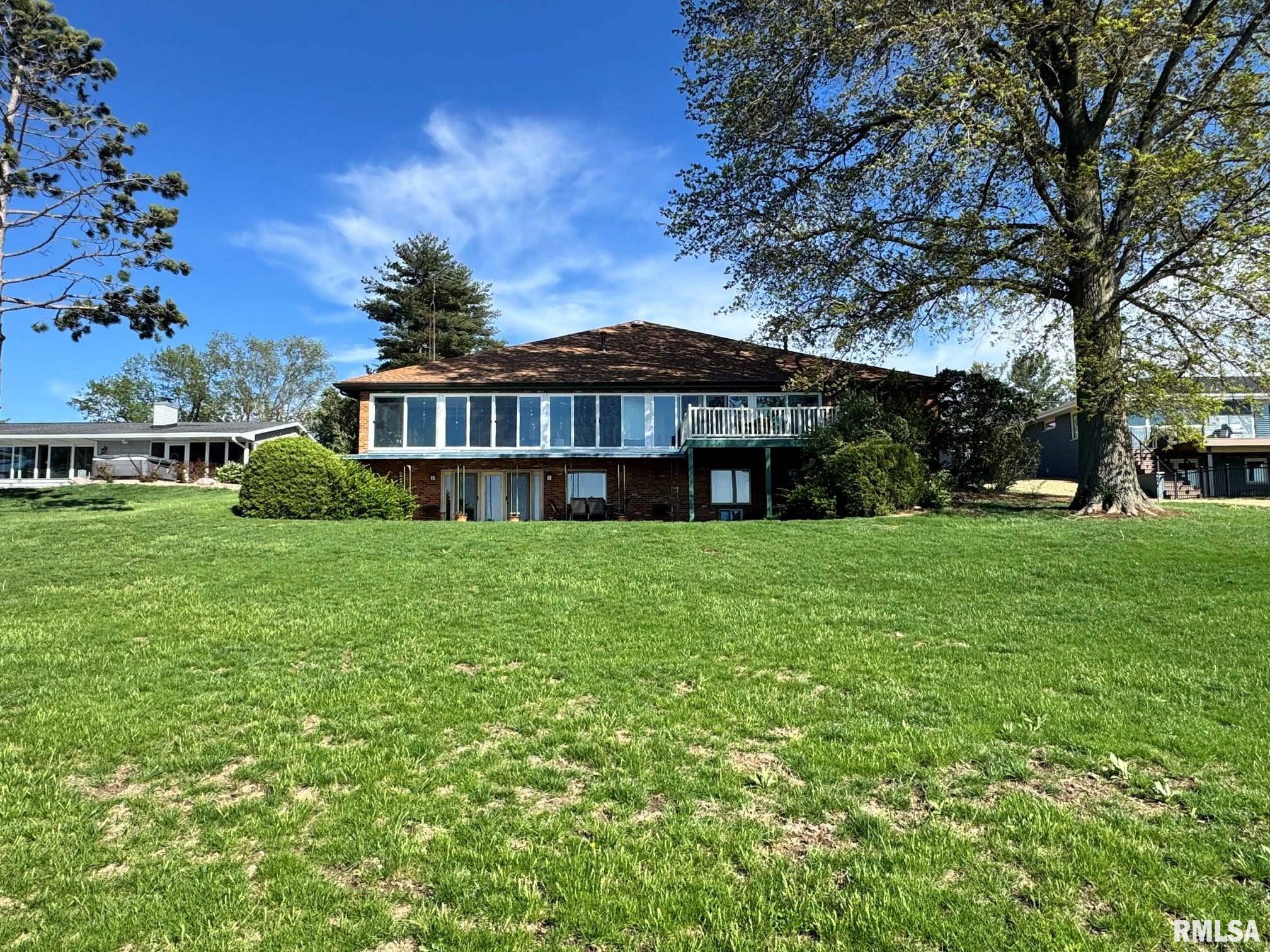 1013 East Lake Shore Drive Springfield, IL 62712 - Photo 2 of 3