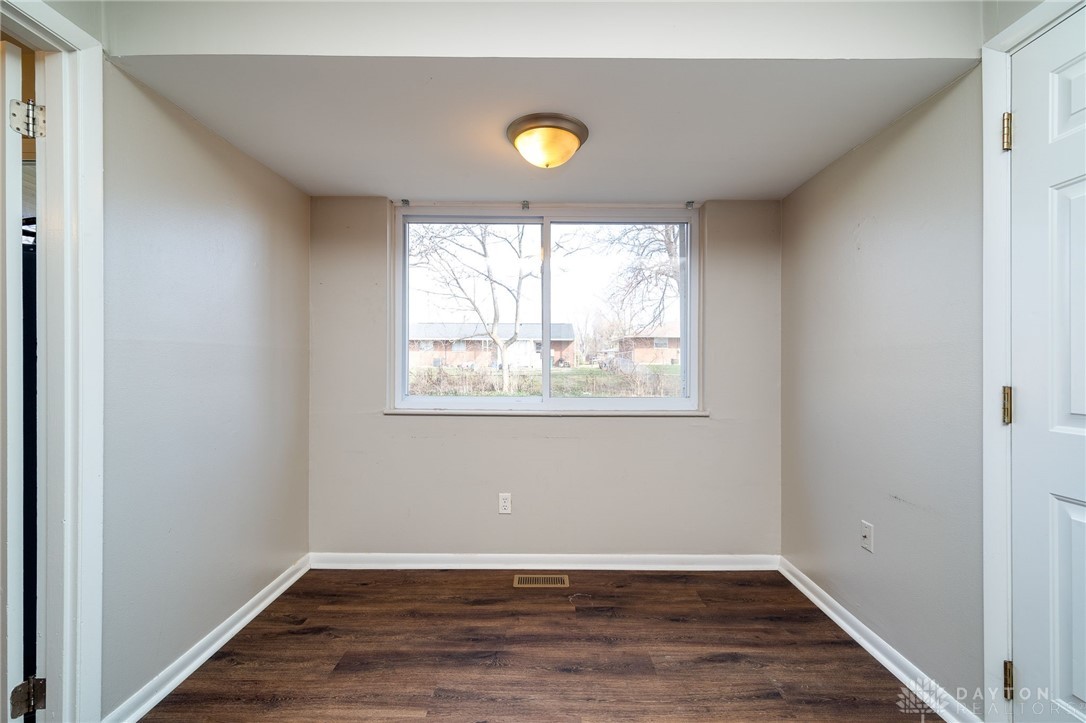 130 West Factory Road Springboro, OH 45066 - Photo 9 of 17 Breakfast Area