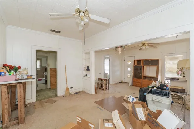 $134,900 | 307 Northeast 2nd Street, Kerens, TX 75144