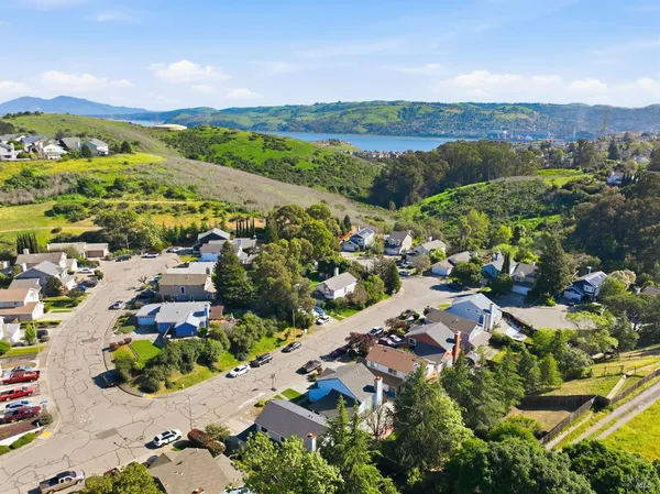 $639,000 | 621 New Bedford Drive, Vallejo, CA 94591