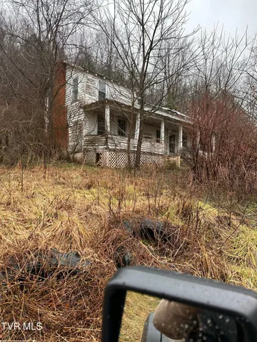 $429,000 | 16037 Knights Bridge Road, Abingdon, VA 24210