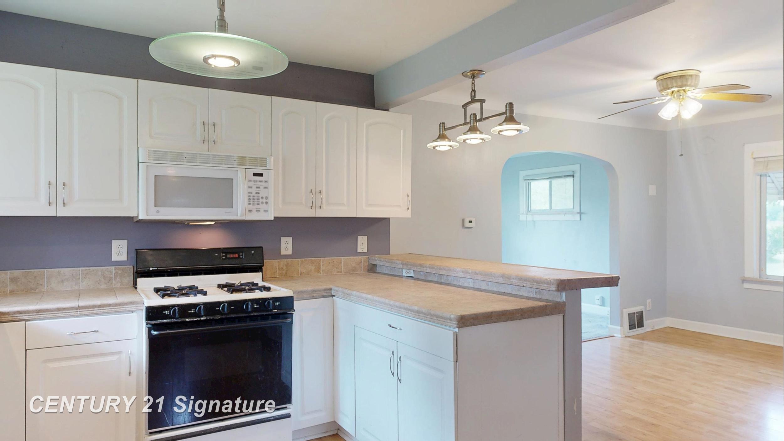 6217 Coldwater Road Flushing, MI 48433 - Photo 10 of 30 50215270-c85e630e-ee6a-4eb2-b0d4-0d1826d0eba9.JPG